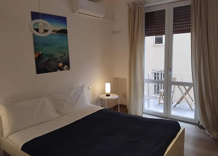 Sapri & Colombo And 3*